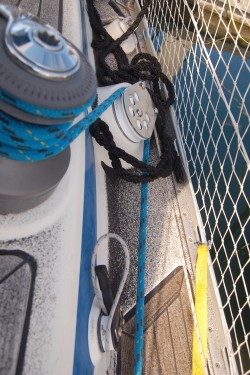 Voilà, les cendres se sont déposées sur le bateau! Nettoyage  en perspective.