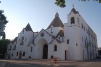 Eglise  au pays des trulli